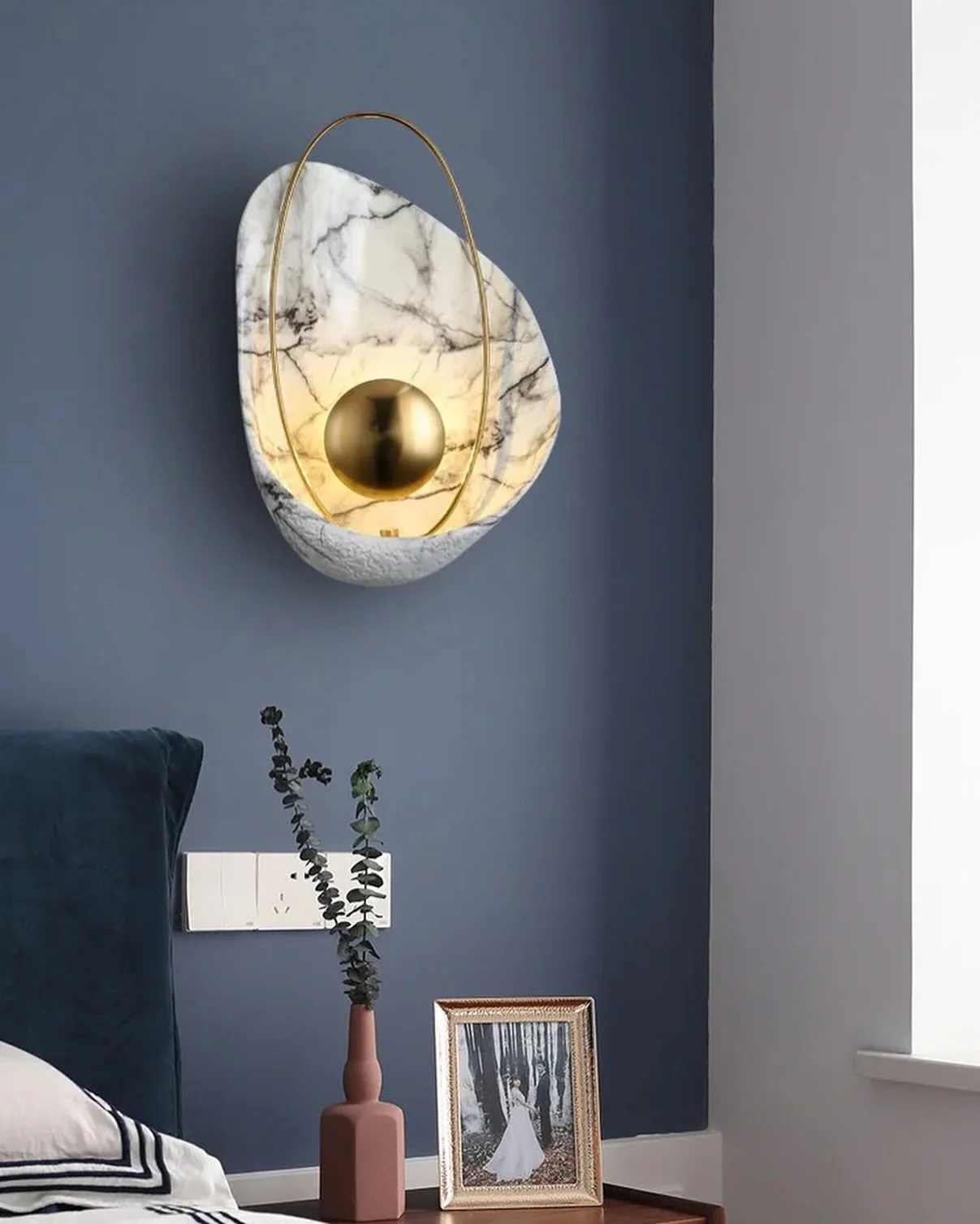 Røros – Nordic Inspired Pearl Wall Lamp – Image 5