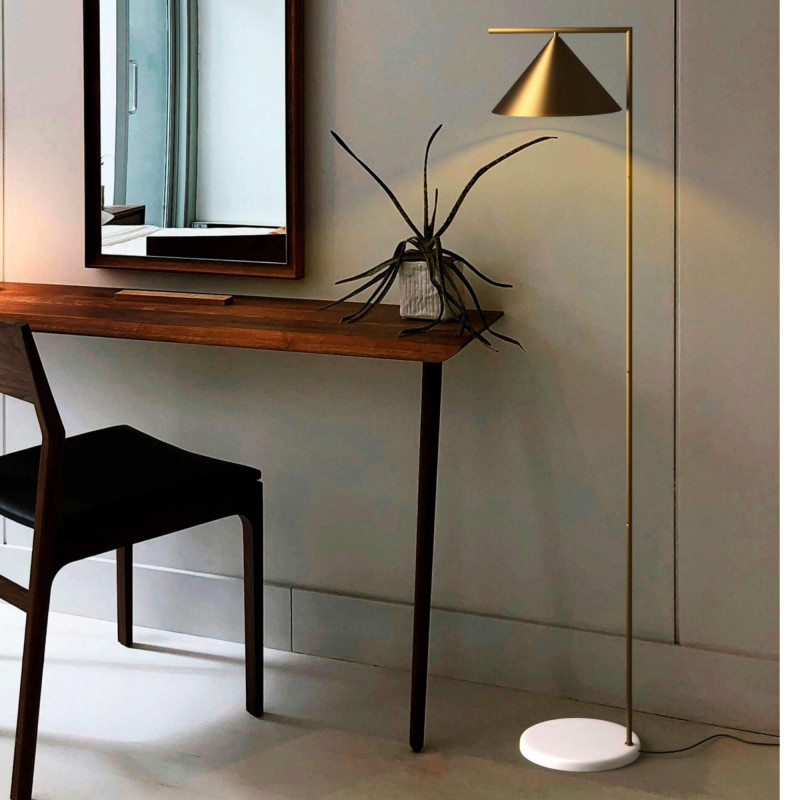 Ålesund Floor Lamp – Marble Base with Gold Finish – Image 3