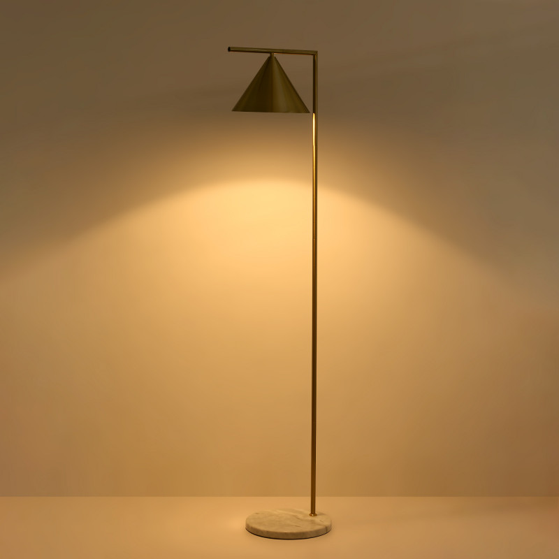 Ålesund Floor Lamp – Marble Base with Gold Finish – Image 4