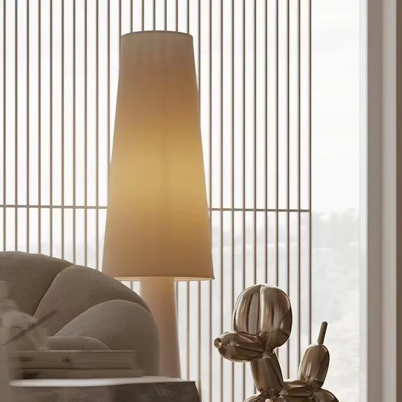 Halden Floor Lamp – Scandinavian Minimalist Design – Image 2