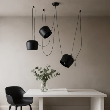 Karlstad – suspension moderne à trois lampes