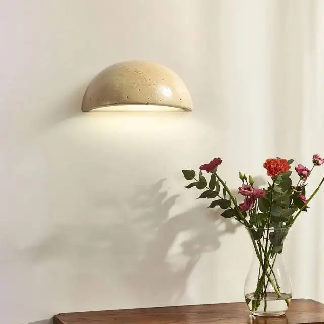 Kjerstad – Travertine Half-Moon Wall Lamp – Image 2